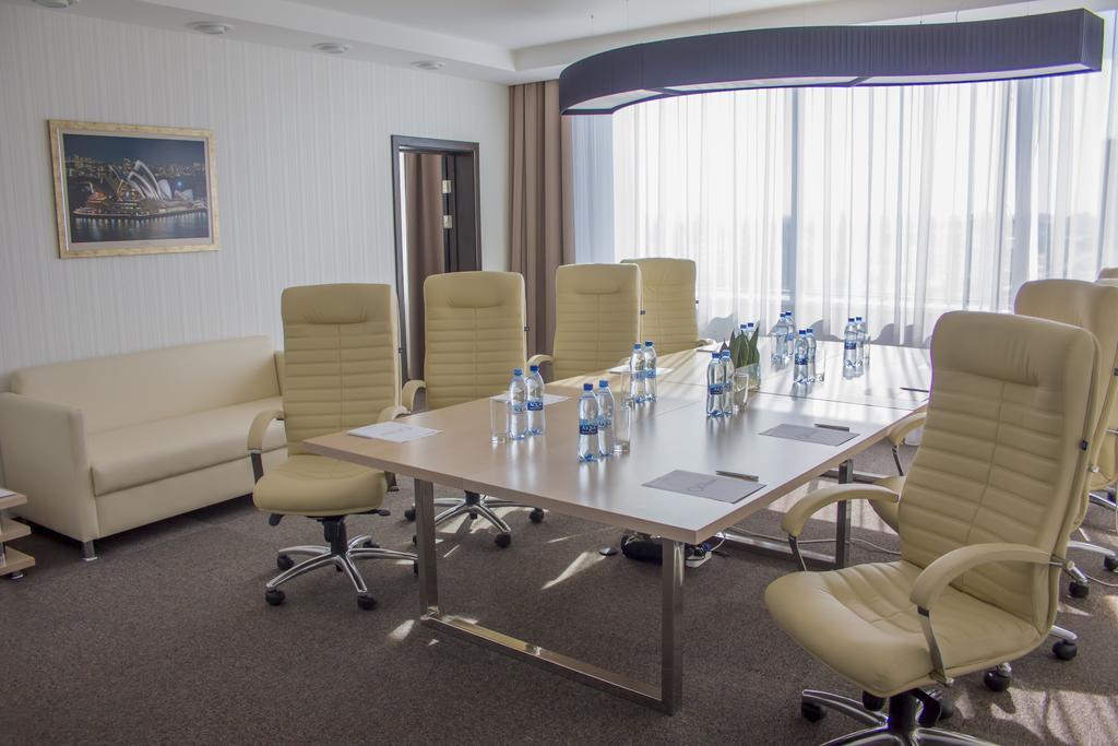 Victoria Olimp Hotel & Business Centre Minsk Dış mekan fotoğraf